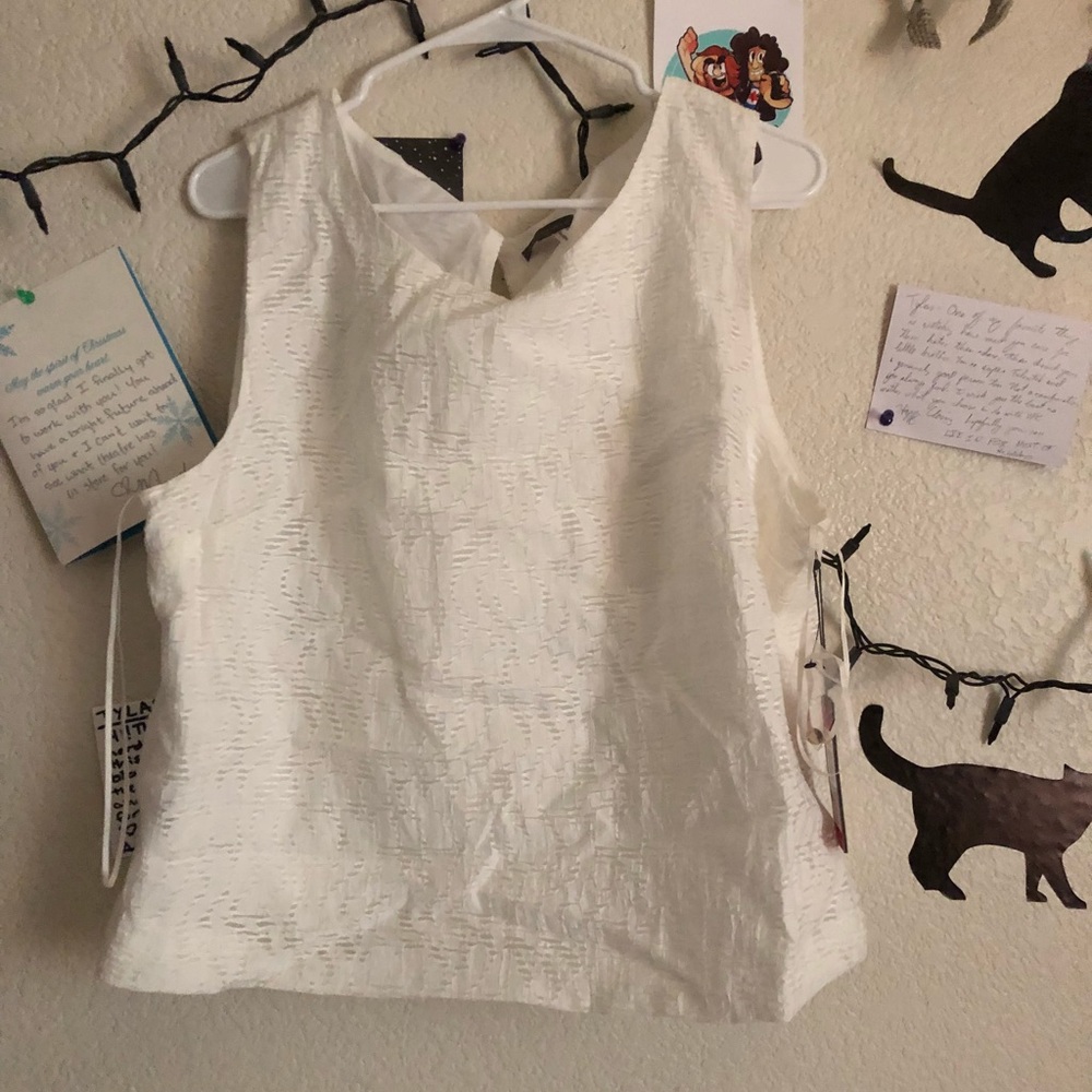 NWT Vince Camuto White Blouse